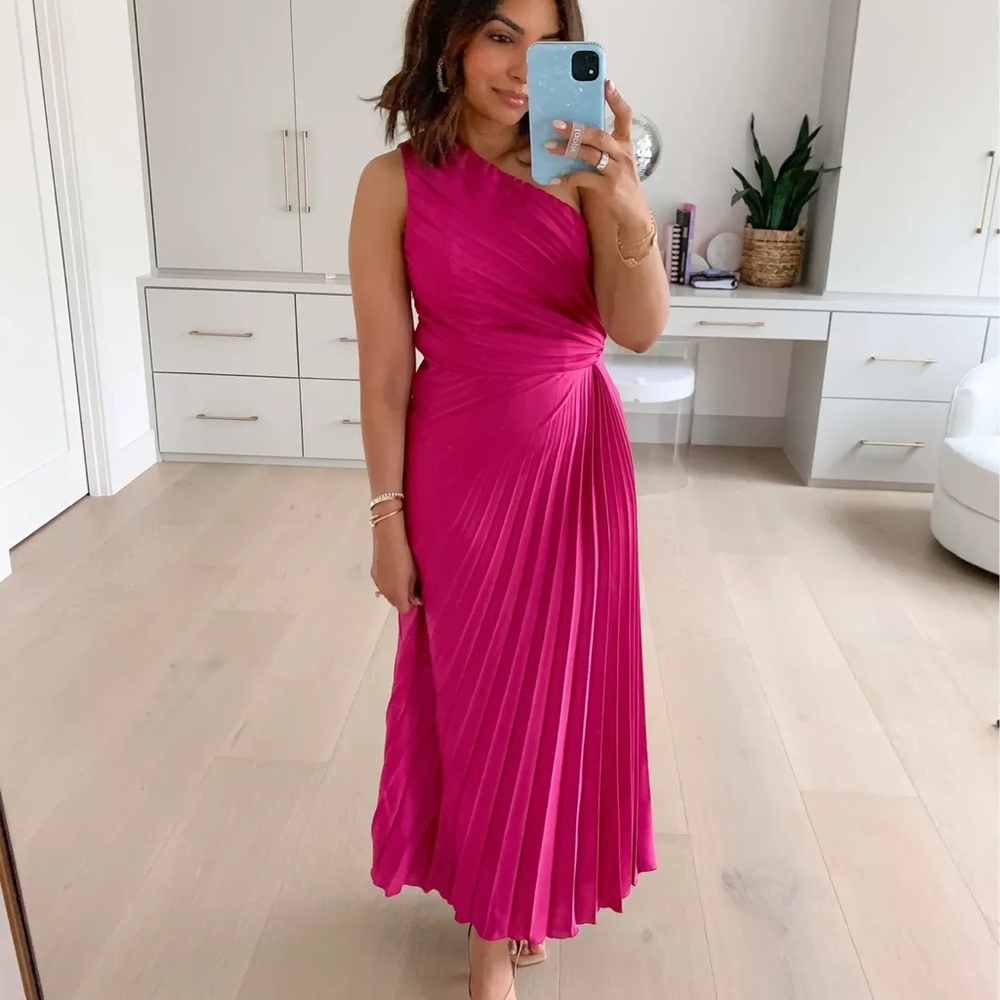 Abercrombie & Fitch Fuchsia Pleated Maxi Dress
